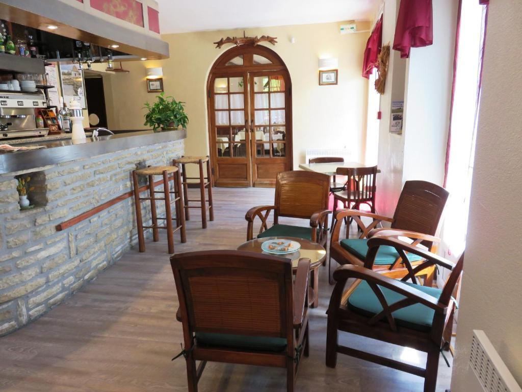 فندق Frayssinetفي  Le Relais Du Pont De Rhodes المظهر الخارجي الصورة